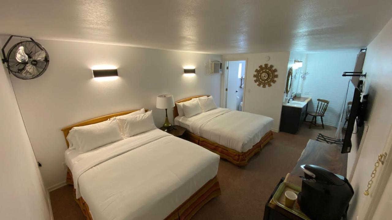 The Aztec Motel & Creative Space Seligman Eksteriør billede