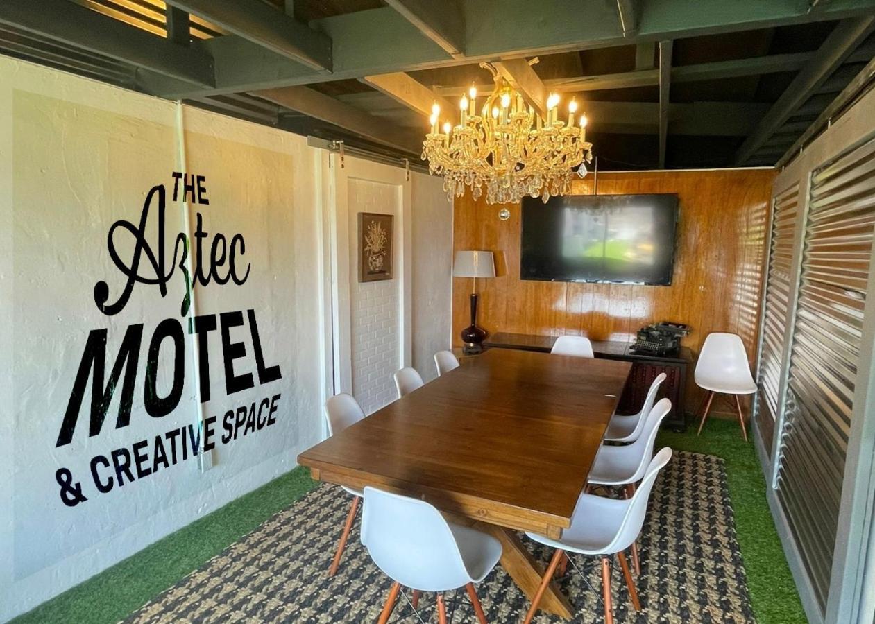 The Aztec Motel & Creative Space Seligman Eksteriør billede